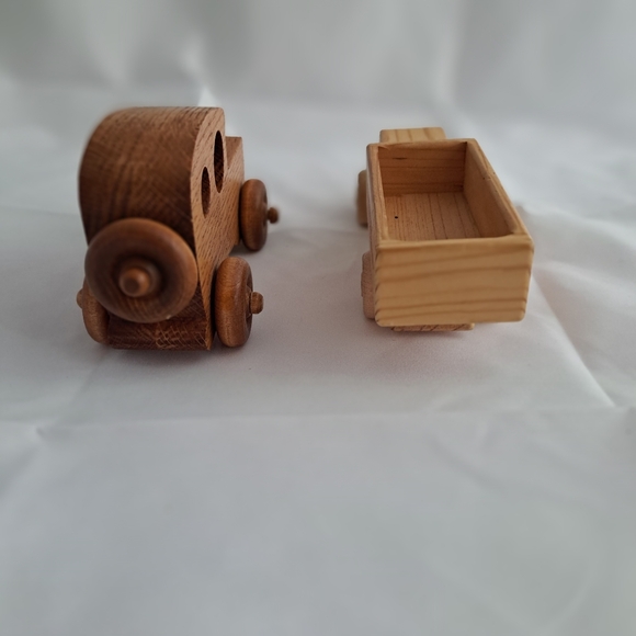 Vintage Style Wooden Toy Cars - Picture 9 of 12